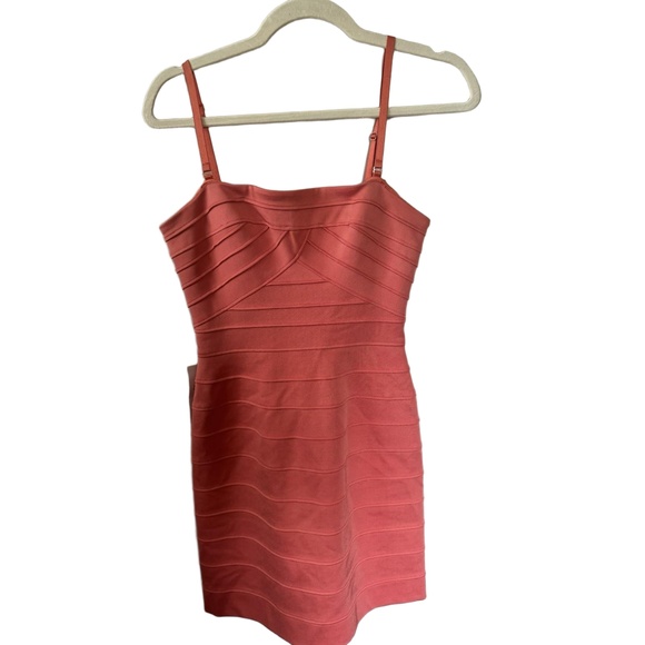 BCBGMaxAzria Dresses & Skirts - BCBG Bodycon Mini Dress